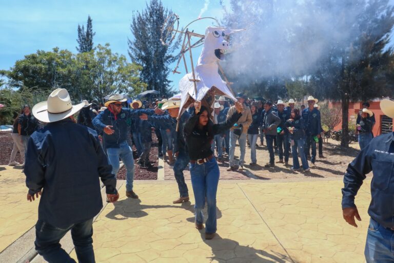 Celebra UTVCO Día del Agrónomo y Agrónoma