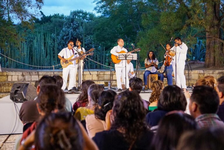 Realizan con éxito segunda función de “Tardes de Jardín”